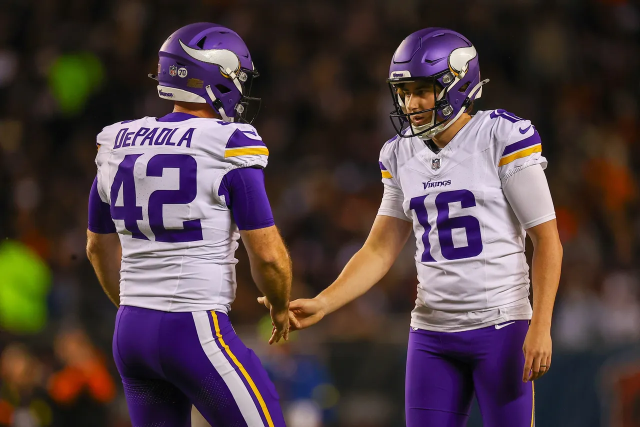 Chicago por 27-24 contra los Minnesota Vikings en su estreno en la nueva temporada de la NFL.