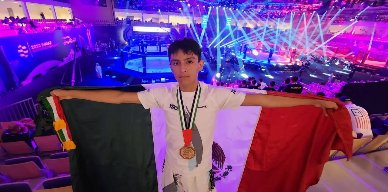 Erick Estevez ganó medalla de bronce en el Campeonato Mundial Juvenil AMM