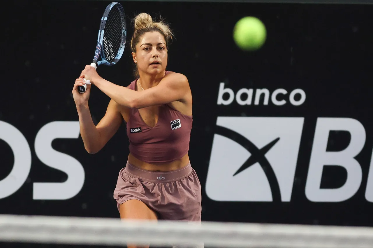 La tenista mexicana Renata Zarazúa fue eliminada este sábado en las semifinales del Abierto de São Paulo por la francesa Sarah Rakotomanga