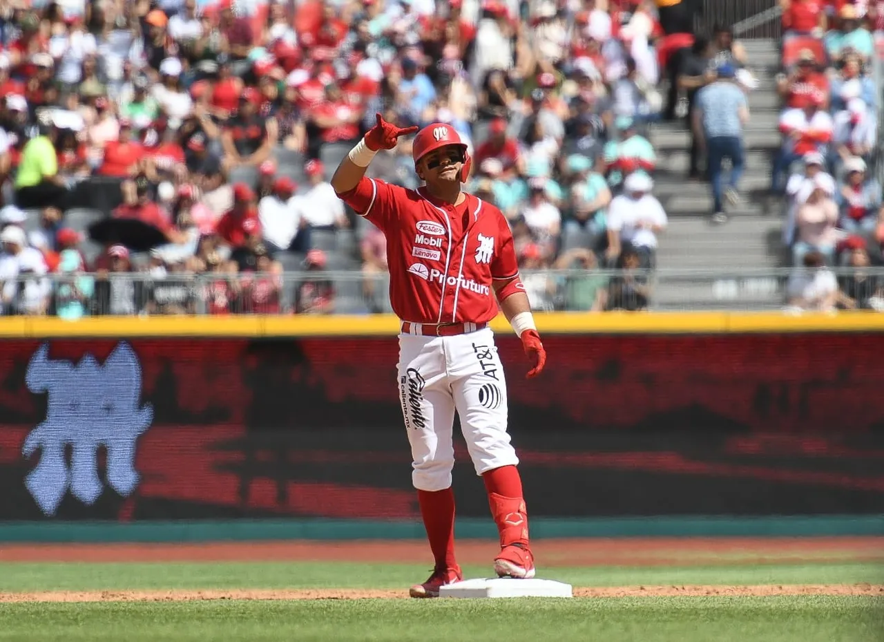 FRANCISCO CÓRDOBA EN SEGUNDA TRAS PEGAR DOBLE PRODUCTOR