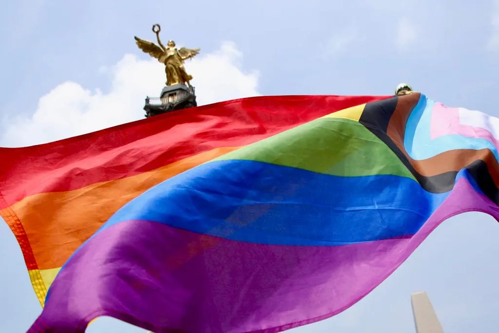 Marcha del Orgullo LGBT+ 2026: conoce la ruta, horarios y cierres viales en la CDMX