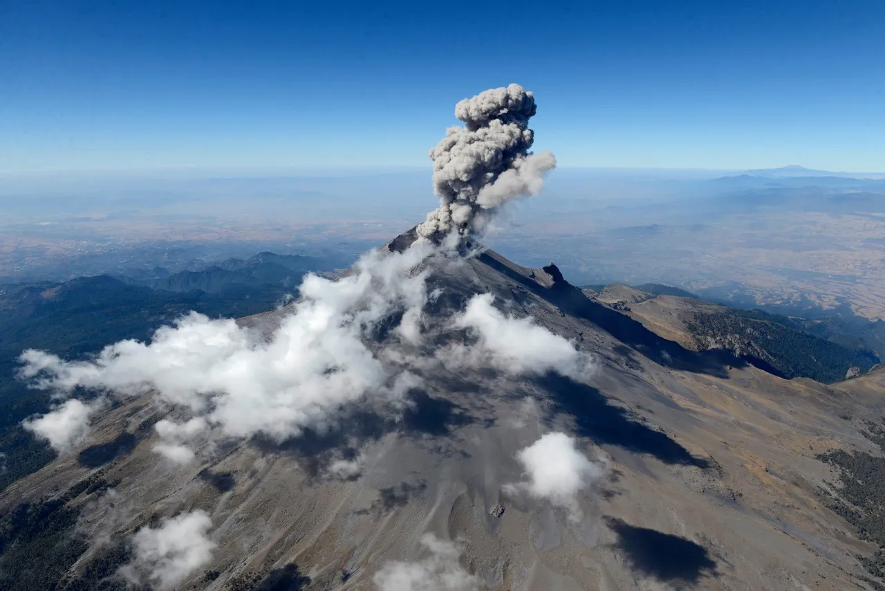 popocatepetl 845