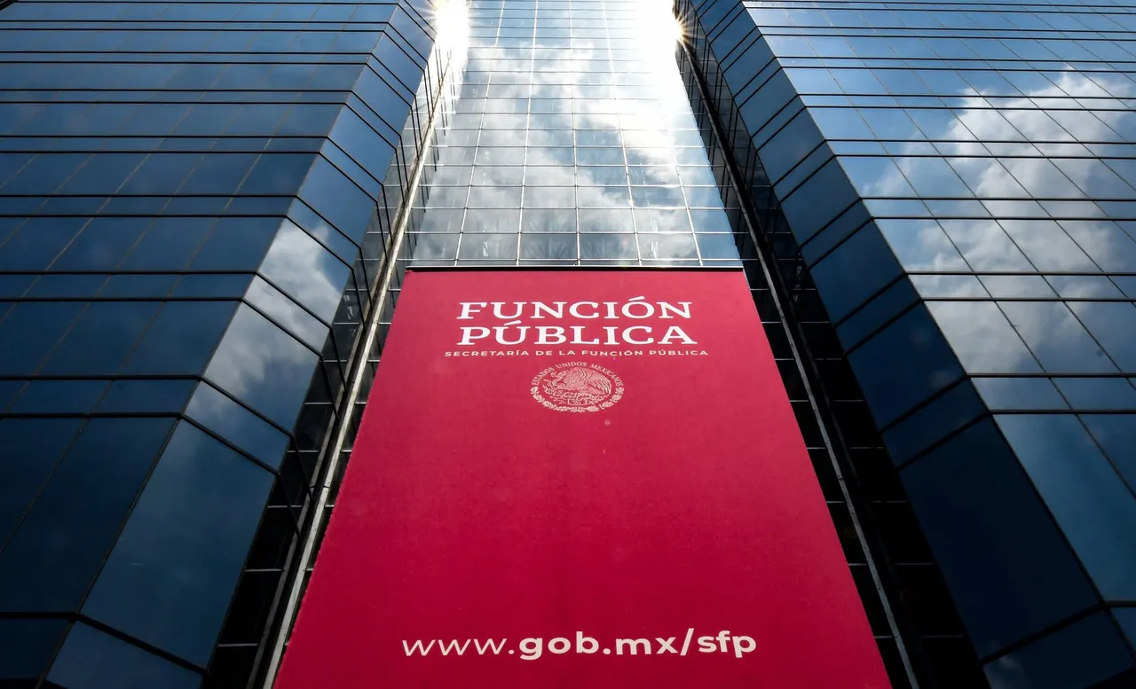 Funci_n_P_blica_edificio_30