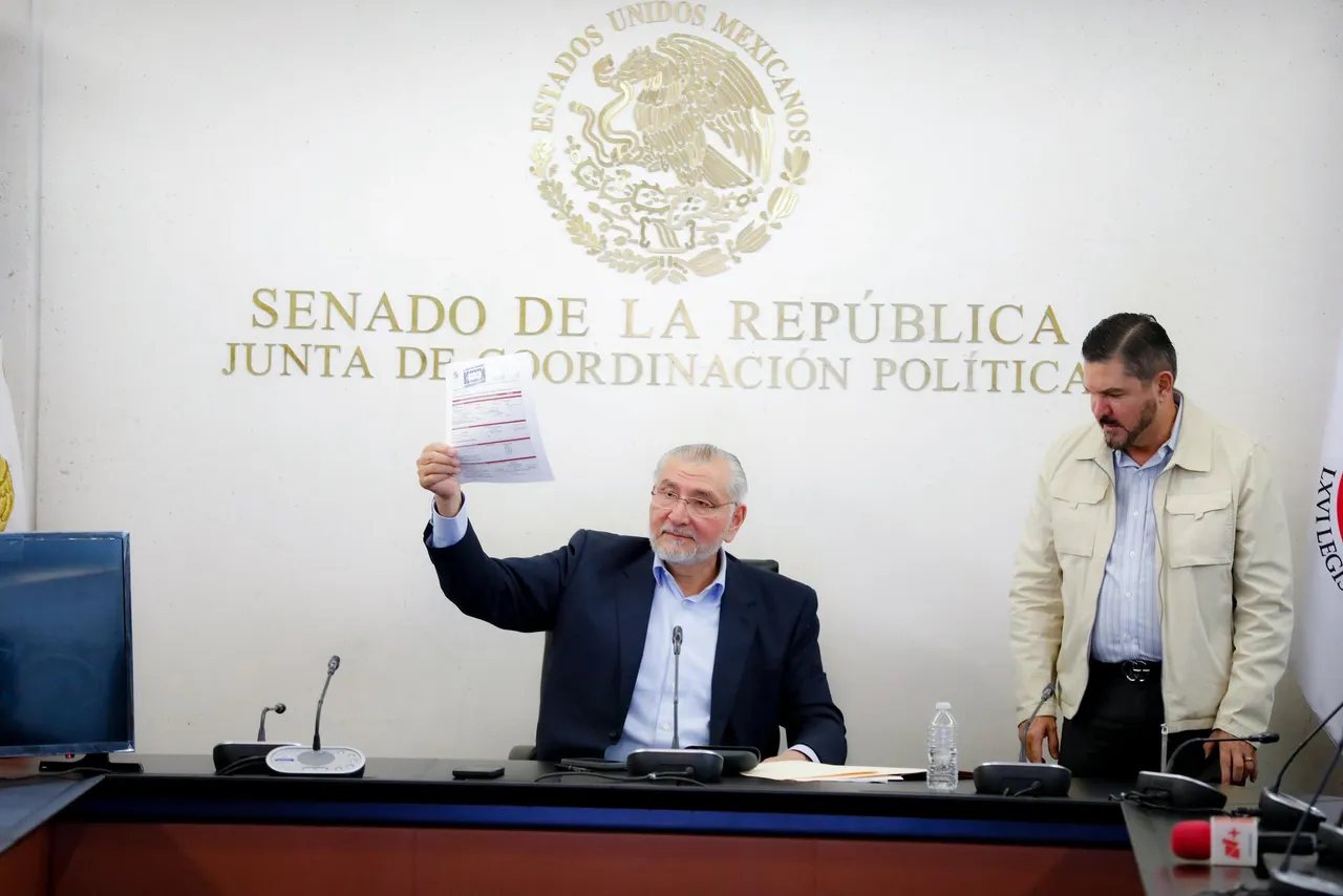 Desmiente Adán Augusto conflicto de intereses y omisiones fiscales