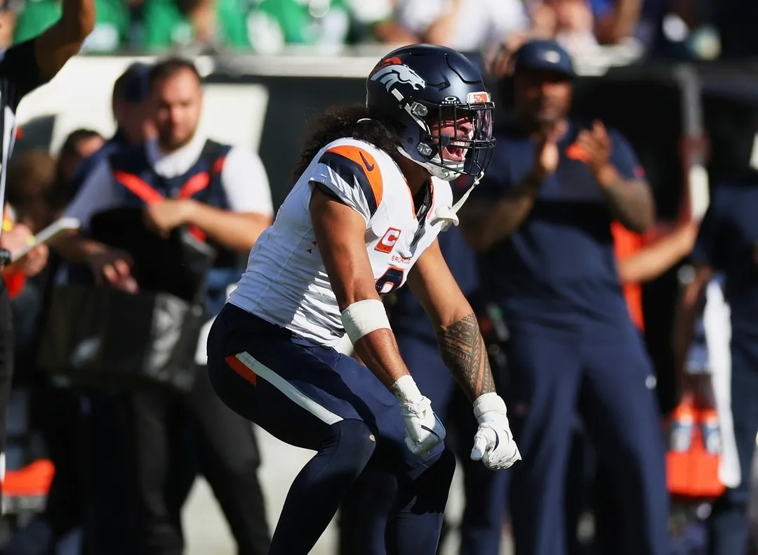 Los Denver Broncos sorprendieron este domingo al quitarle el invicto