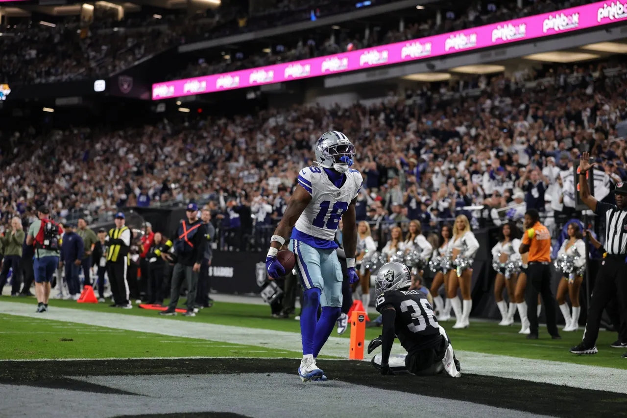 Dallas Cowboys 16-33 sobre Las Vegas Raiders en el partido que cerró la semana 11 de la temporada de la NFL.