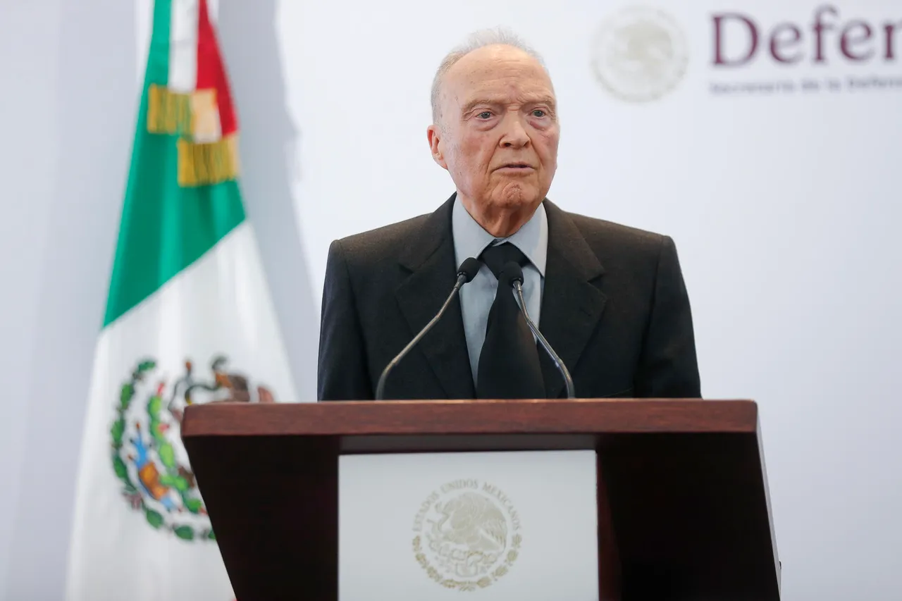 Autoridades desmantelan red criminal de robo de hidrocarburos en el centro de México