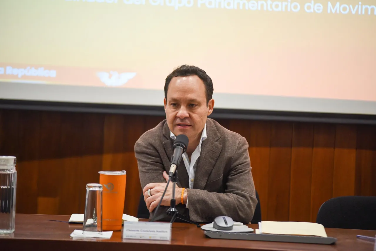 CLEMENTE CASTAÑEDA