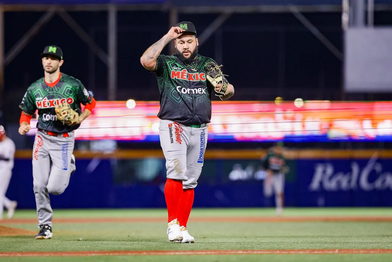 Los Charros de Jalisco (México Verde), campeones del béisbol del Pacífico, lograron este lunes una victoria de 11-4 sobre los Federales de Chiriquí