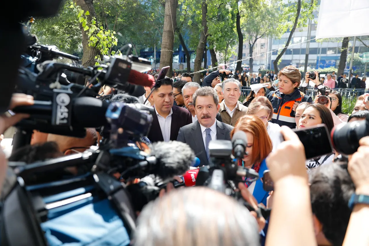 Morena va por la libre: Ignacio Mier asegura que tienen los votos para la reforma electoral, con o sin aliados