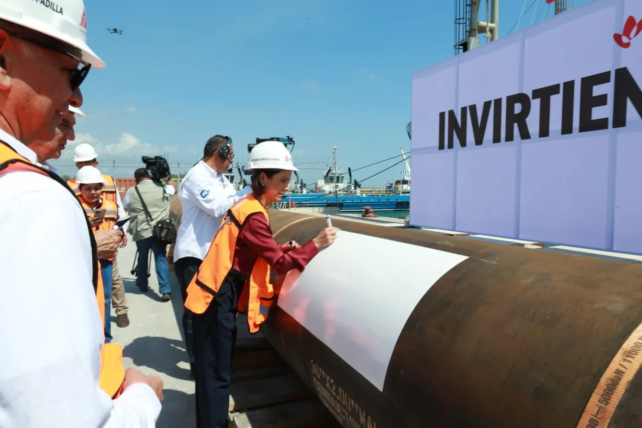 Con inversión de 10 mil 400 mdd, arranca el Campo Trión para fortalecer la soberanía energética.