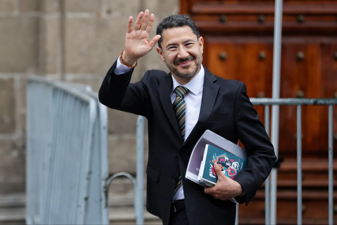 &#8220;De nuestra parte estamos trabajando y planteando alternativas para los maestros&#8221;: Batres