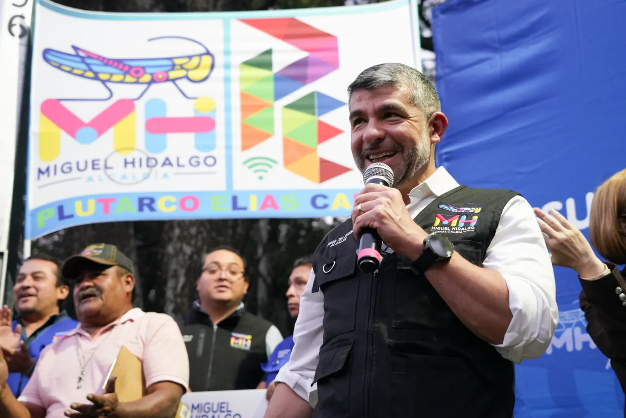 Escándalo en Moliere 88: Miguel Hidalgo denuncia a exalcalde Romo por obras ilegales.