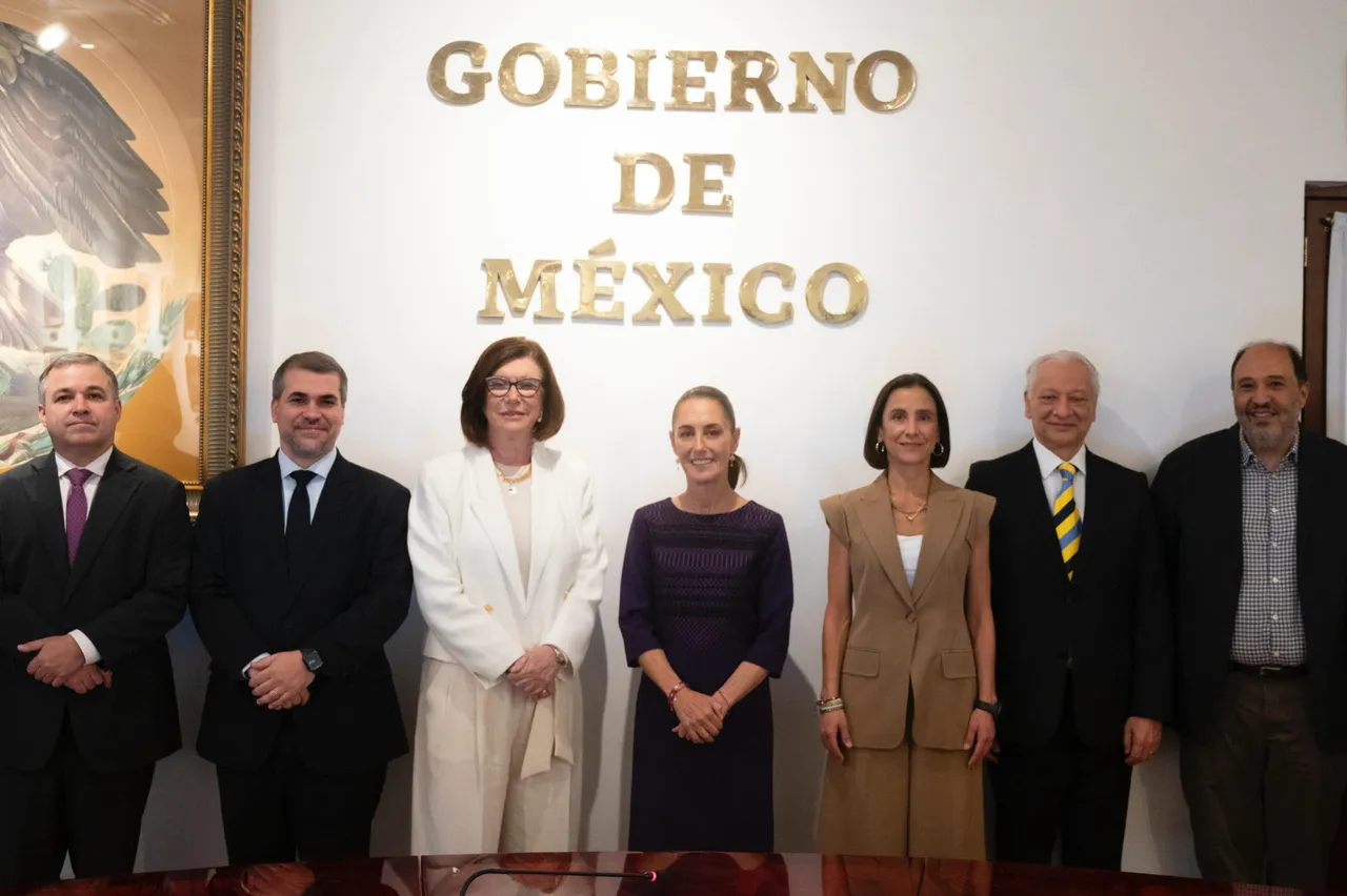 Sheinbaum y Petrobras acuerdan alianza estratégica con Pemex