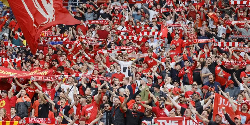 HINCHAS LIVERPOOL