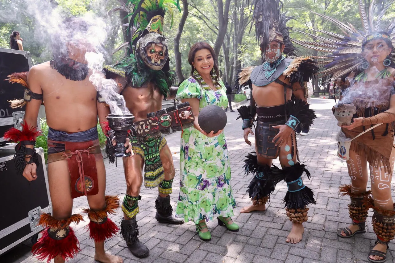 La jefa de Gobierno de la Ciudad de México, Clara Brugada, presentó el programa oficial de actividades que acompañará la celebración de la Copa Mundial de la FIFA