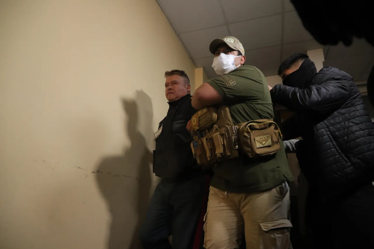 Presentan a destituido jefe militar que lideró el &#8220;intento de golpe de Estado&#8221; en Bolivia