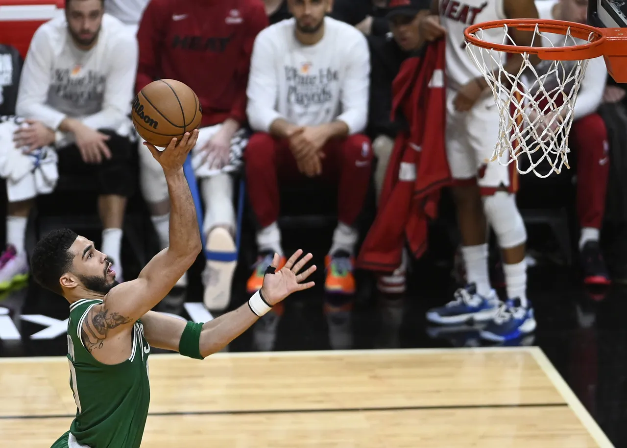 NBA Playoffs Eastern Conference Finals Boston Celtics at Miami Heat