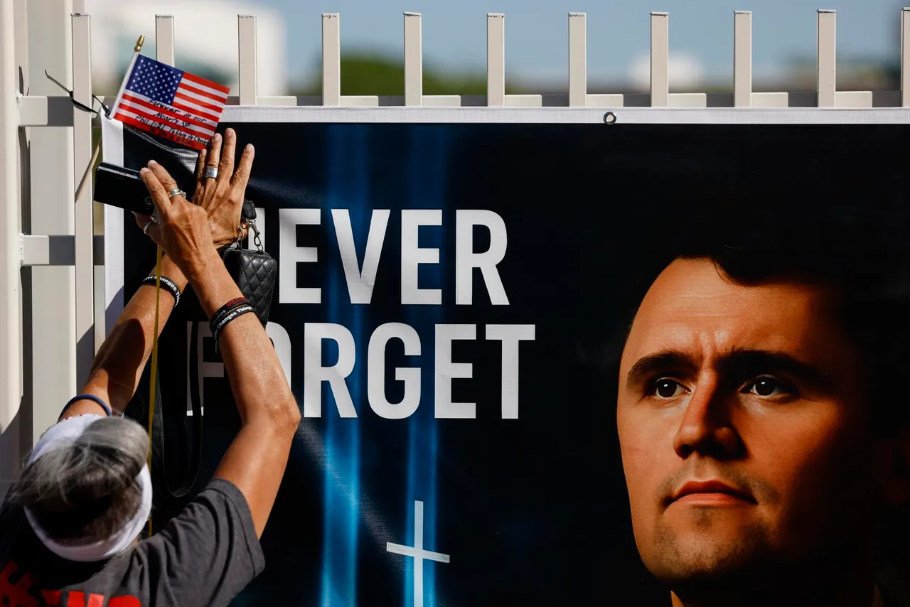People mourn the death of Charlie Kirk ahead of memorial service in Phoenix, Arizona