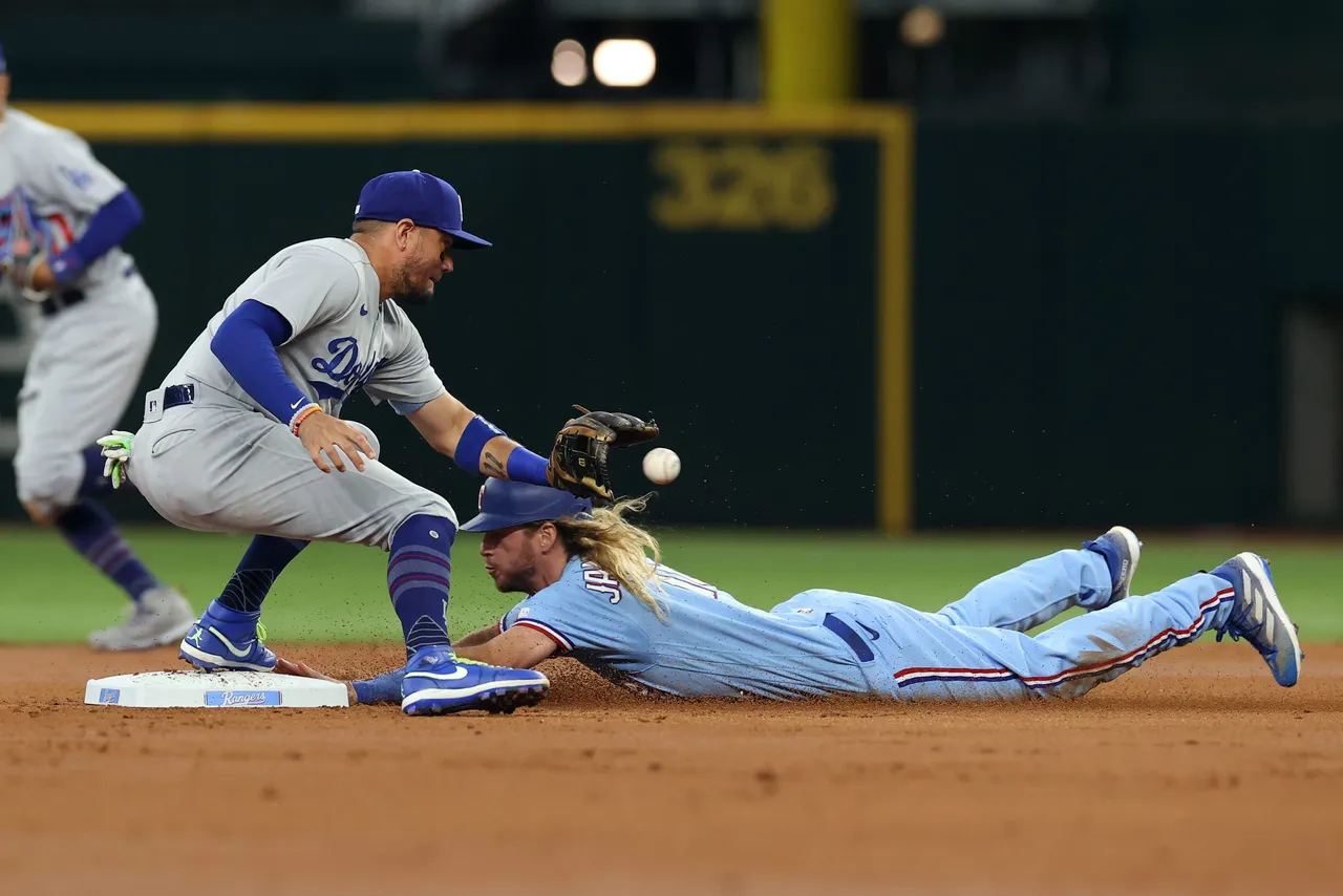 MLB &#8211; Los Angeles Dodgers at Texas Rangers