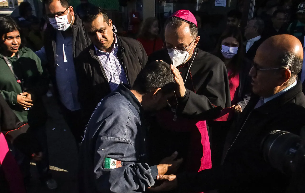 Iglesia católica pide respeto a la dignidad de los migrantes desde la fronteriza Tijuana