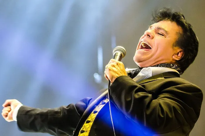 JUAN GABRIEL