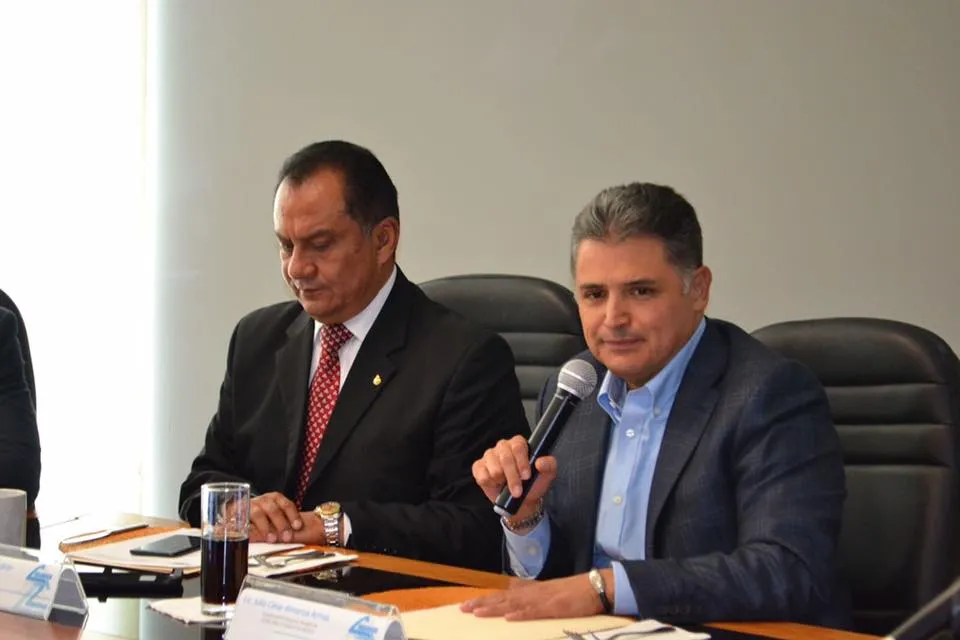 JULIO ALMANZA ARMAS