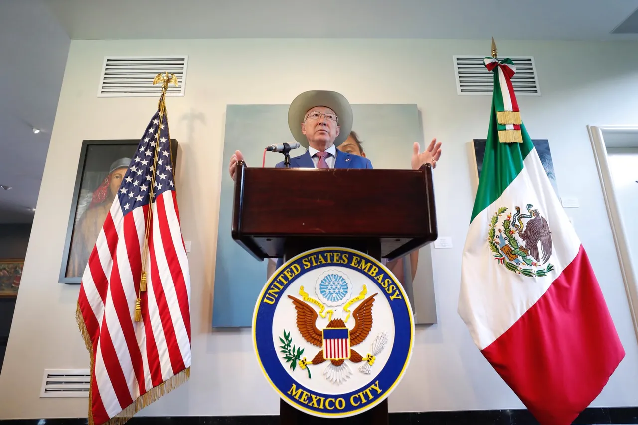 Ken Salazar FHDFBDRTHF