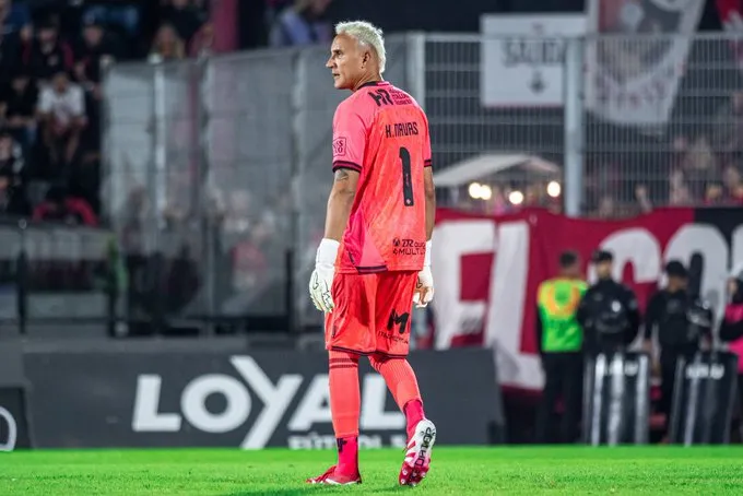 KEYLOR N