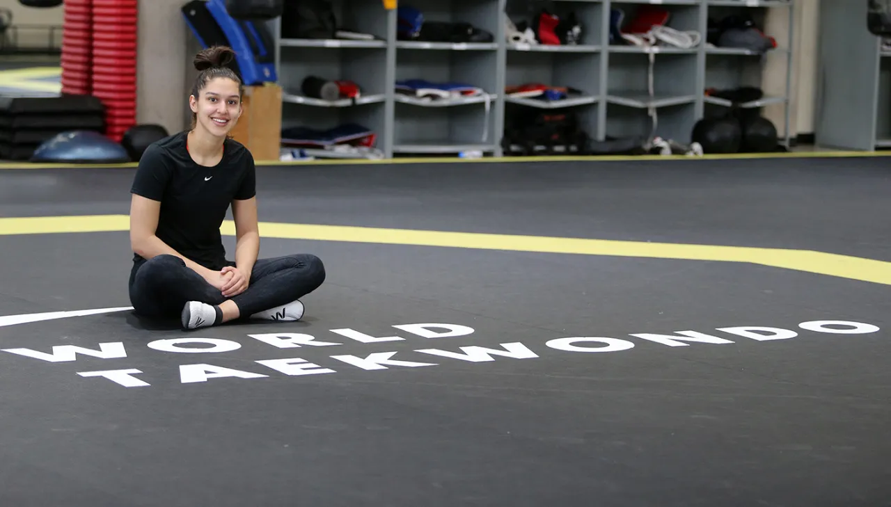 Leslie Soltero, seleccionada nacional y campeona mundial de taekwondo en el CNAR (6)