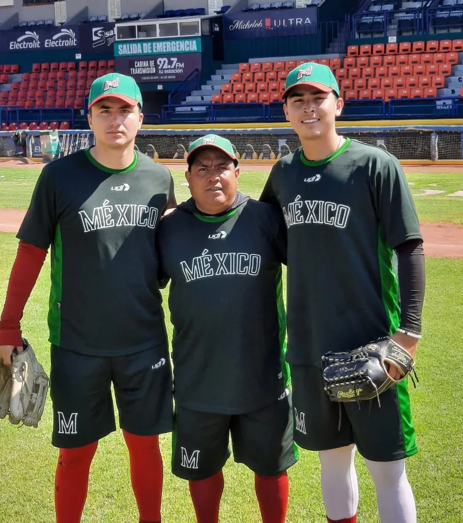 MARIO CABRERA, OSCAR MORA Y CARLOS PACHECO 2