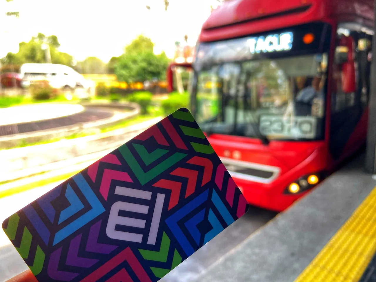 Beca de transporte crecerá y llegará a todos los universitarios de la CDMX