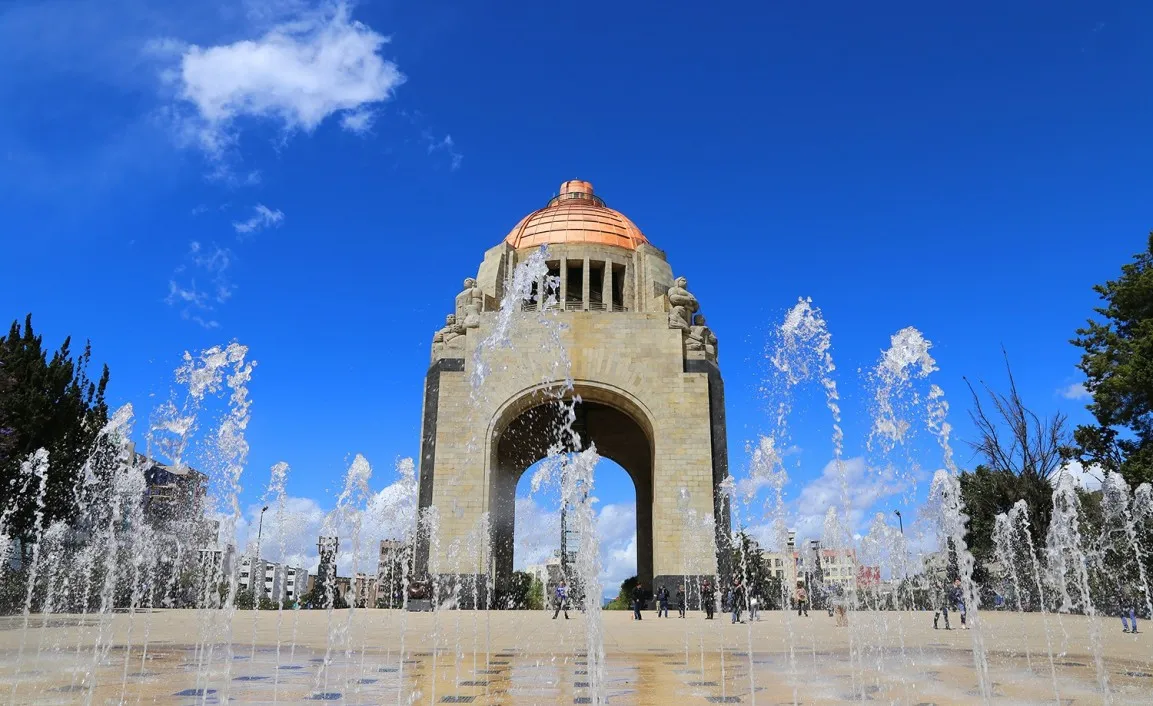 MONUMENTO REV