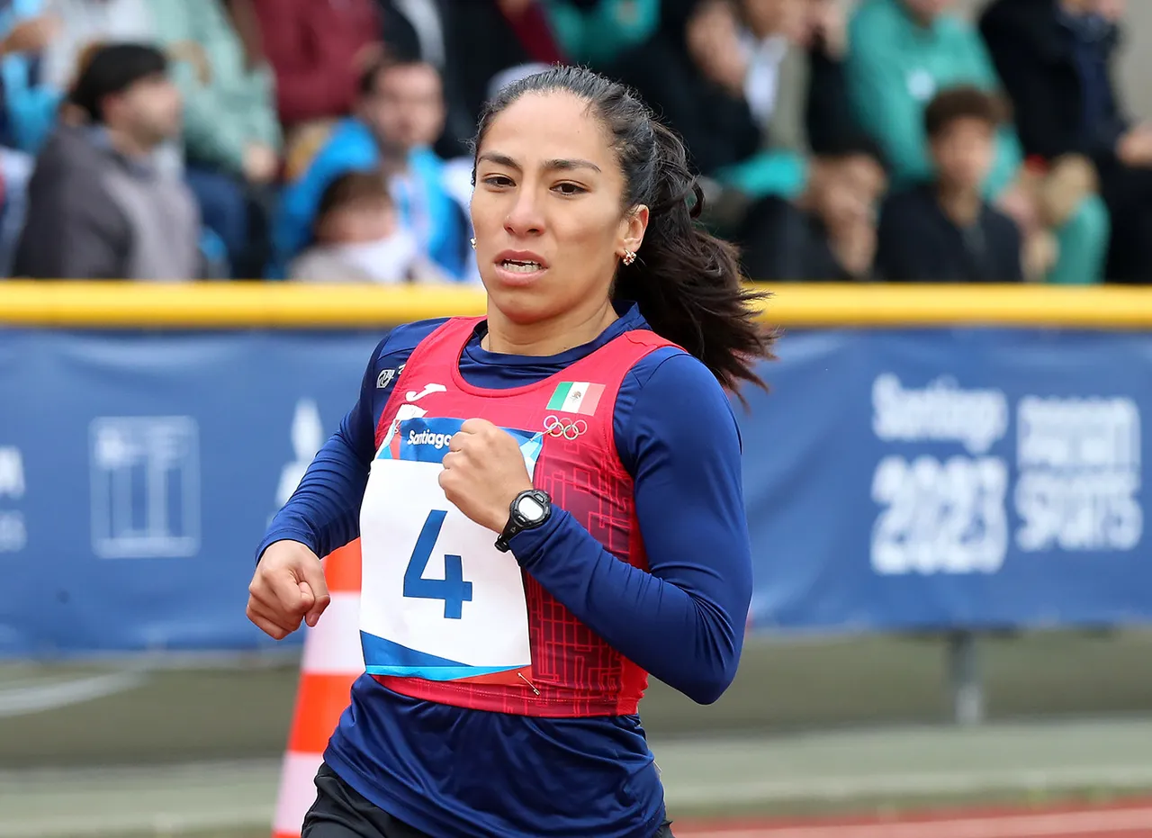 Mayan Oliver, pentatleta mexicana (1)