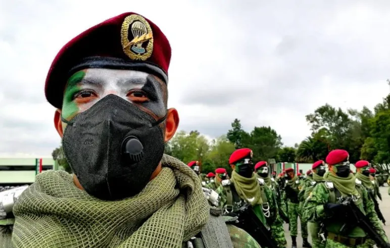 MILITAR