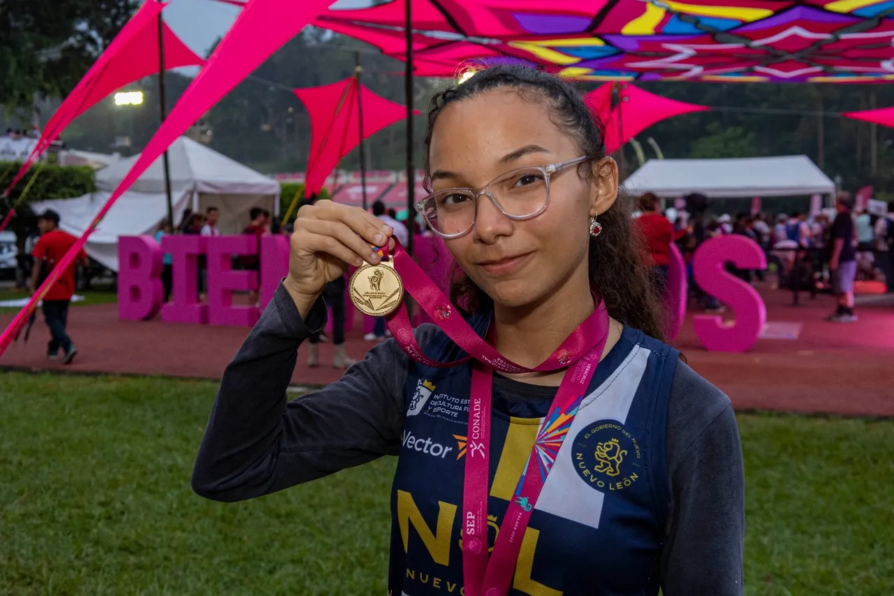 Nahomi Esquivel, se proclama campeona en 200m T37 en el Grand Prix de Para Atletismo 2023 (2) (1)