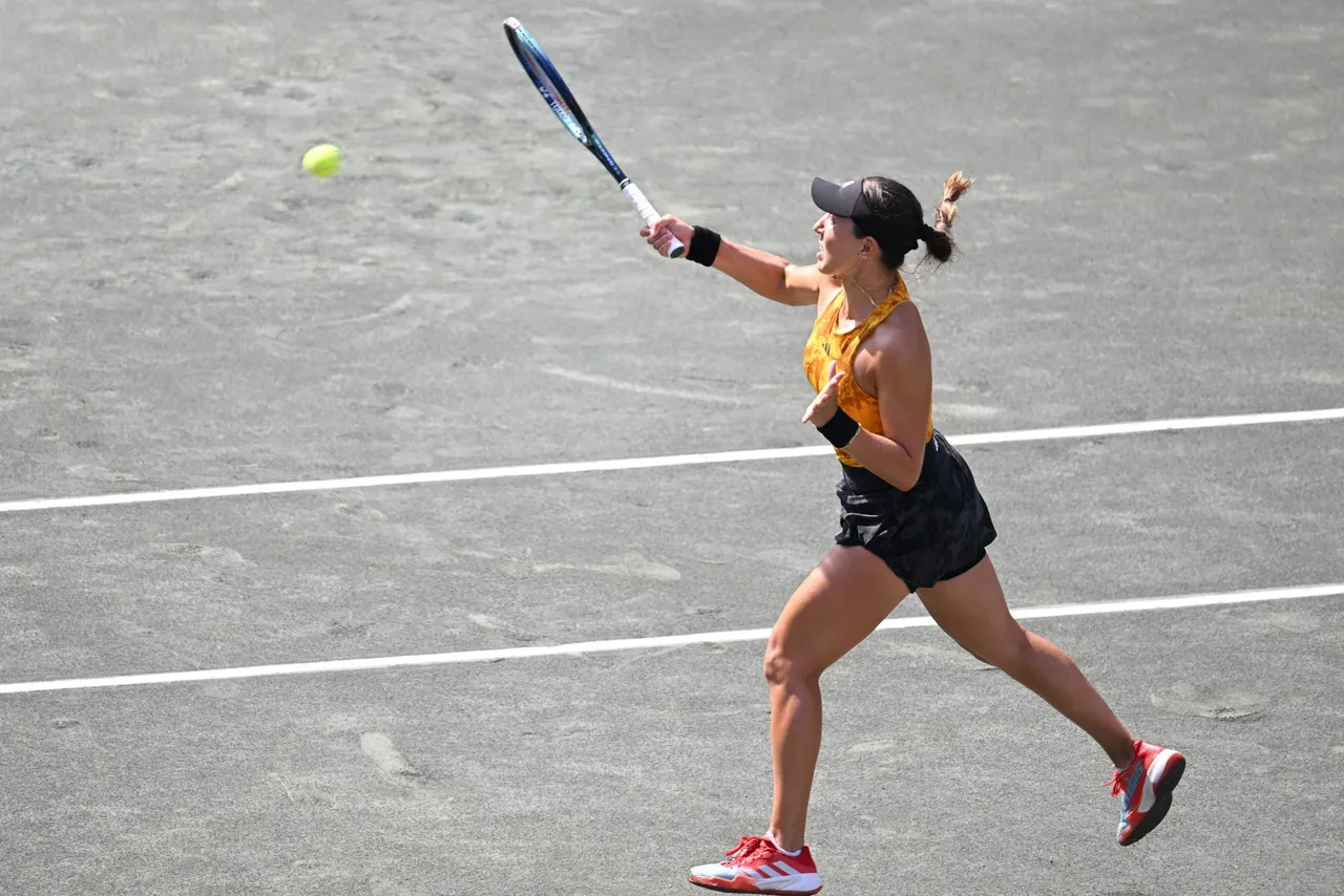 PEGULA TENIS