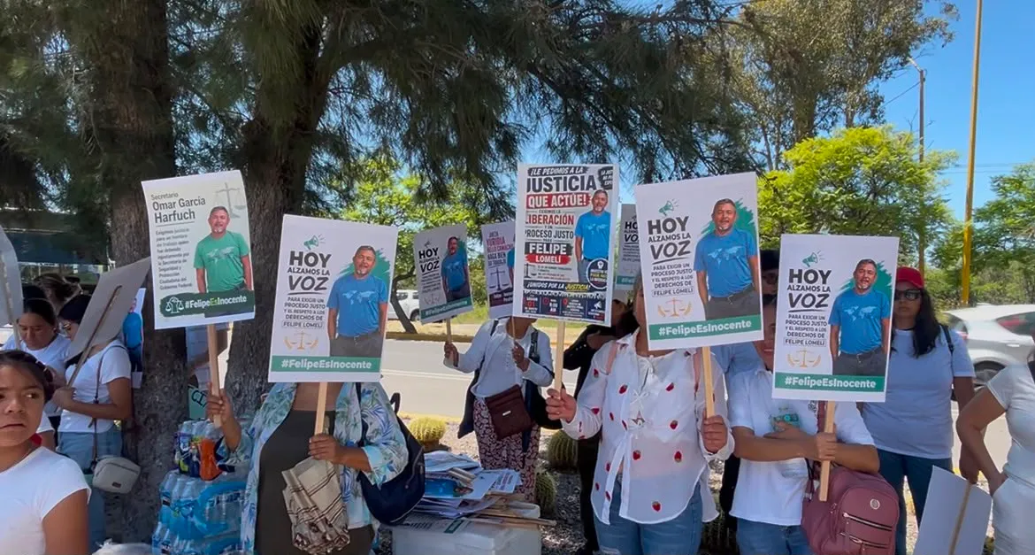 PROTESTA FELIPE