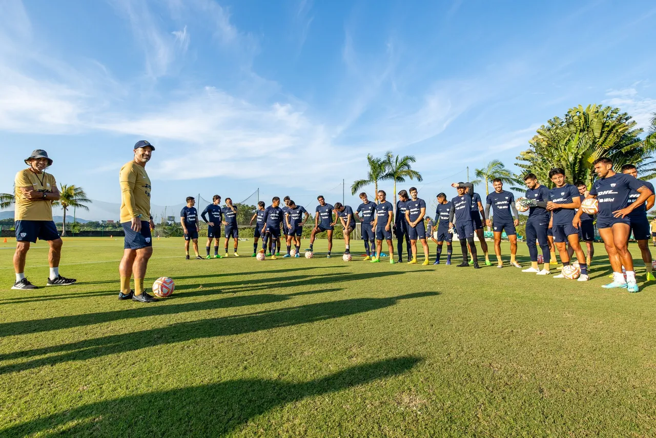 PUMAS EN ACAPULCO