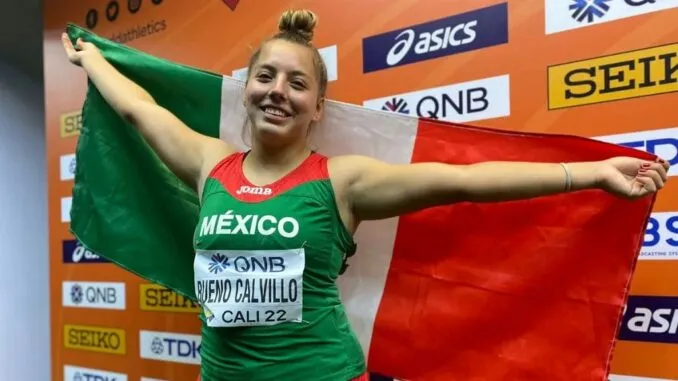 Paola Bueno, medallista juvenil de martillo