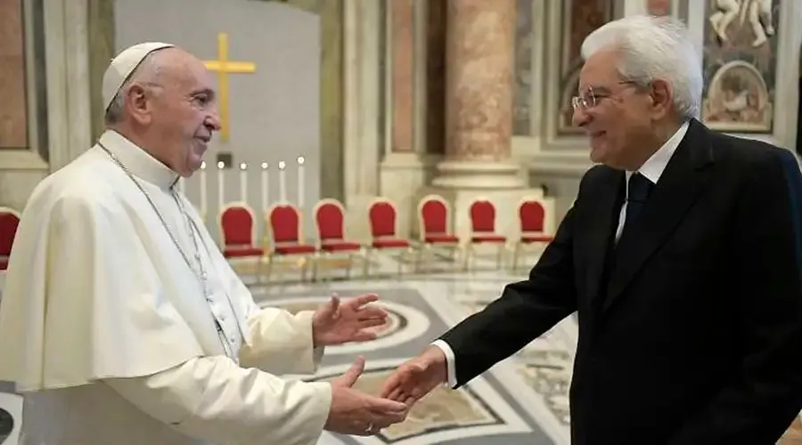 PapaPresidenteItalia_290122
