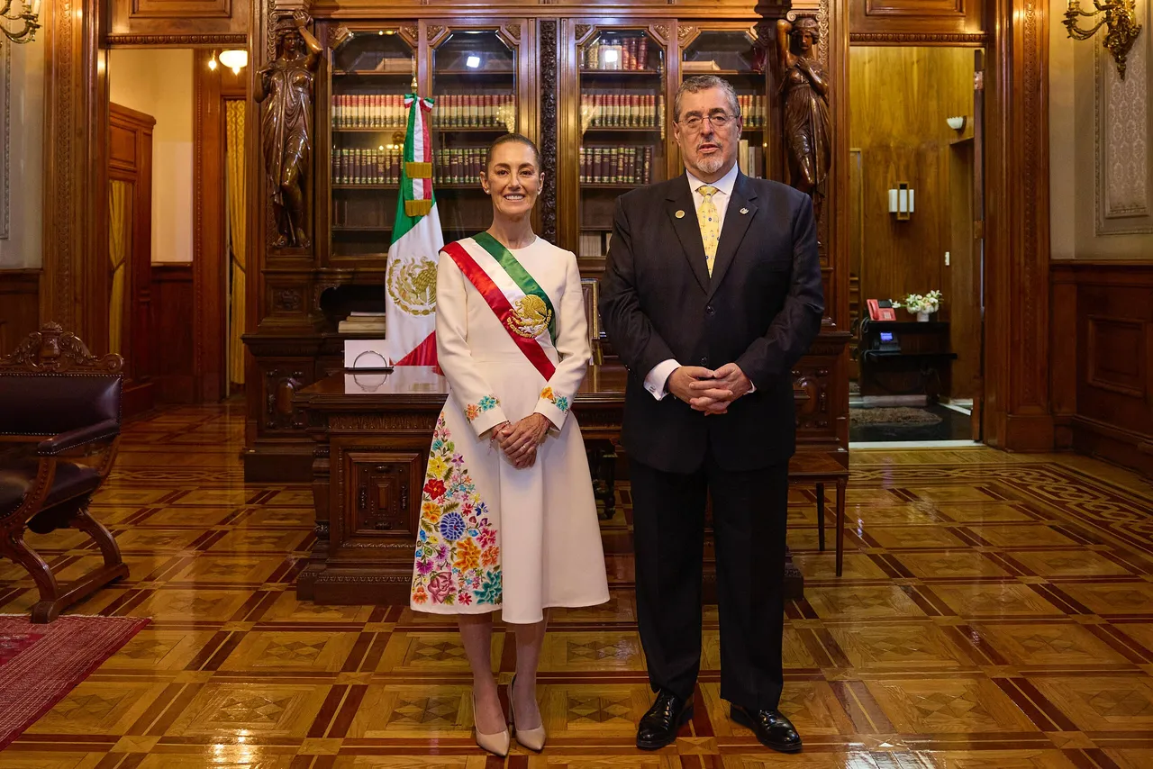 Presidente_de_Guatemala_Bernardo_Arévalo_sostuvo_reunión_con_la_presidenta_de_México_Claudia_Sheinbaum_-_54036513094