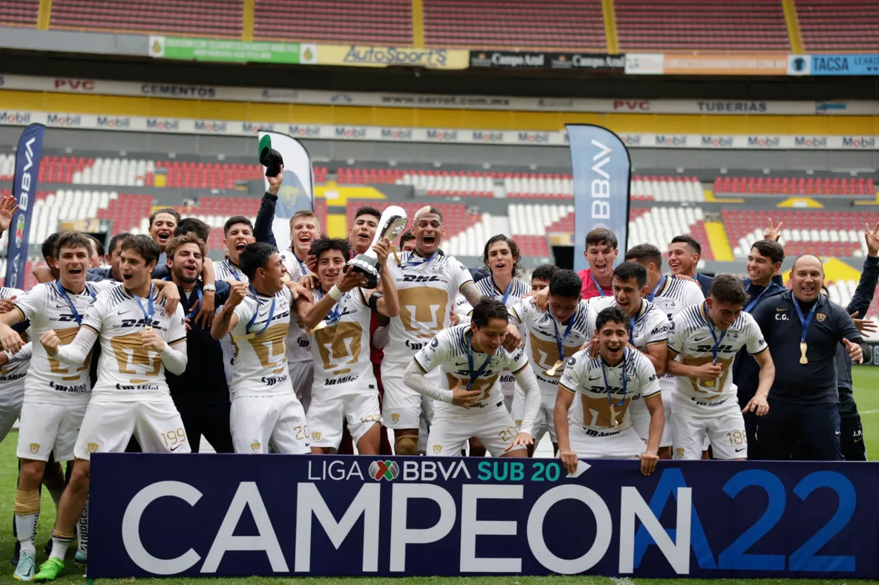 Pumas vs Atlas FV-9