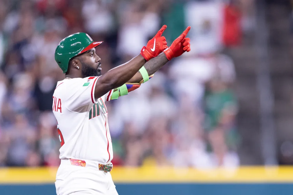 La Selección Mexicana de Béisbol se medirá este lunes ante Estados Unidos en uno de los partidos más esperados del Clásico Mundial de Béisbol. El encuentro está programado para las 18:00 horas (tiempo del centro de México) y promete ser uno de los choques más atractivos de la jornada.