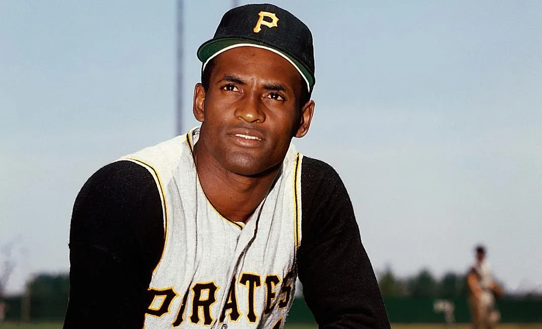Roberto-Clemente-Walker1
