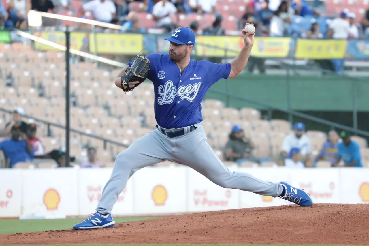 STEVE MOYERS LICEY 2