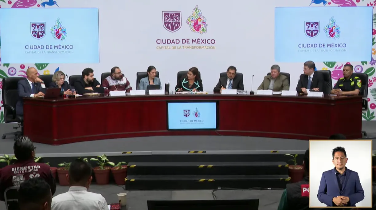 “Clara Brugada anuncia inicio del programa de repavimentación en la Ciudad de México con maquinaria y obras en vialidades principales”