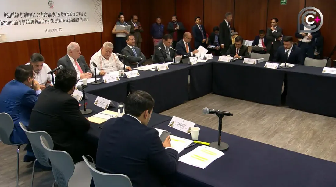 Hacienda Defiende Nueva Ley Aduanera: Modernización y Combate al Huachicol Fiscal