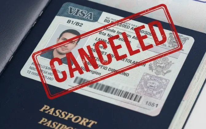 Estados Unidos cancela más de 80.000 visas, incluyendo las de 8.000 estudiantes