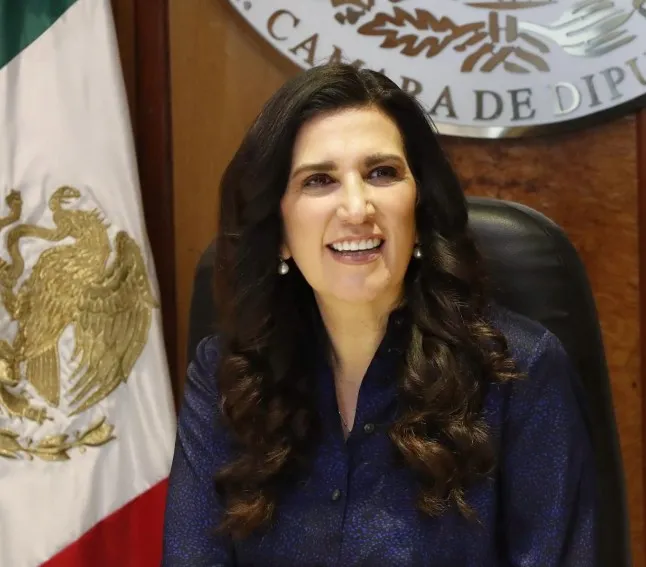 A escuchar todas las voces en la Reforma Electoral, invita Kenia López Rabadán
